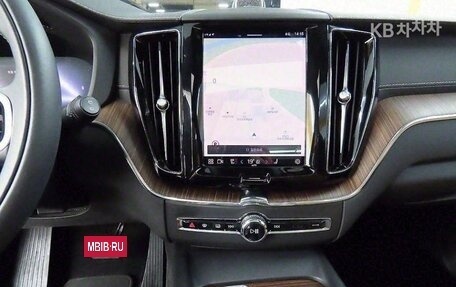 Volvo XC60 II, 2022 год, 5 400 000 рублей, 13 фотография