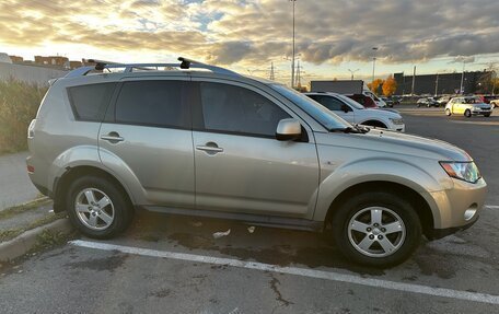 Mitsubishi Outlander III рестайлинг 3, 2008 год, 990 000 рублей, 4 фотография