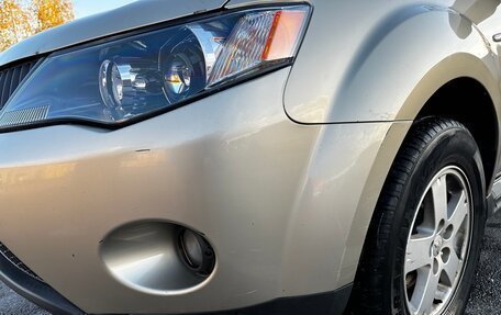 Mitsubishi Outlander III рестайлинг 3, 2008 год, 990 000 рублей, 16 фотография