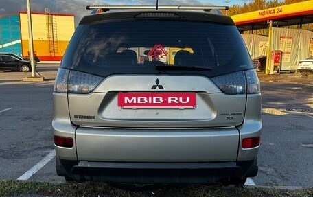 Mitsubishi Outlander III рестайлинг 3, 2008 год, 990 000 рублей, 6 фотография