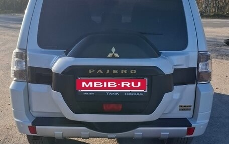 Mitsubishi Pajero IV, 2019 год, 3 950 000 рублей, 4 фотография