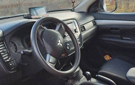 Mitsubishi Outlander III рестайлинг 3, 2012 год, 1 100 000 рублей, 5 фотография