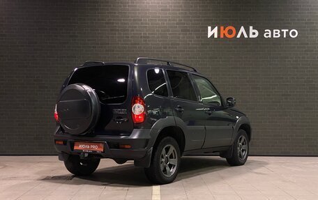 Chevrolet Niva I рестайлинг, 2018 год, 850 000 рублей, 5 фотография