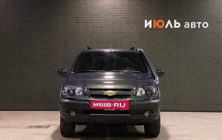 Chevrolet Niva I рестайлинг, 2018 год, 850 000 рублей, 2 фотография