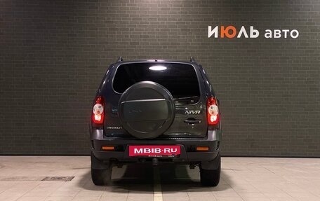 Chevrolet Niva I рестайлинг, 2018 год, 850 000 рублей, 6 фотография