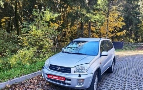 Toyota RAV4, 2003 год, 697 000 рублей, 1 фотография