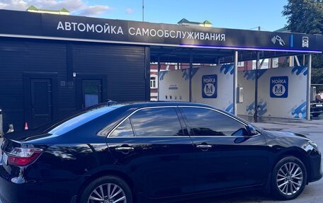 Toyota Camry, 2017 год, 1 840 000 рублей, 7 фотография