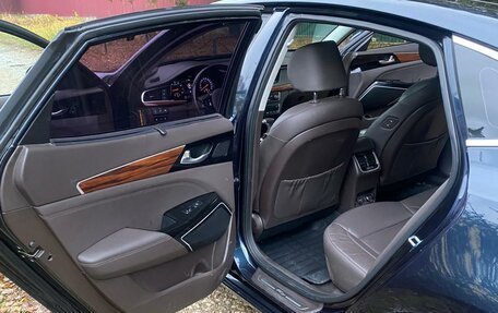 KIA K7, 2017 год, 2 500 000 рублей, 8 фотография