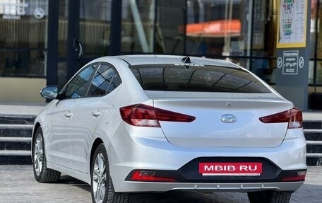 Hyundai Elantra VI рестайлинг, 2019 год, 1 200 000 рублей, 4 фотография