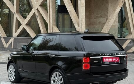 Land Rover Range Rover IV рестайлинг, 2018 год, 8 500 000 рублей, 4 фотография