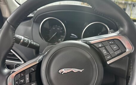 Jaguar F-Pace, 2017 год, 2 237 000 рублей, 12 фотография