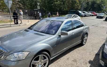Mercedes-Benz S-Класс, 2011 год, 2 700 000 рублей, 14 фотография