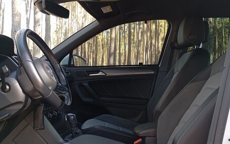 Volkswagen Tiguan II, 2020 год, 3 400 000 рублей, 9 фотография