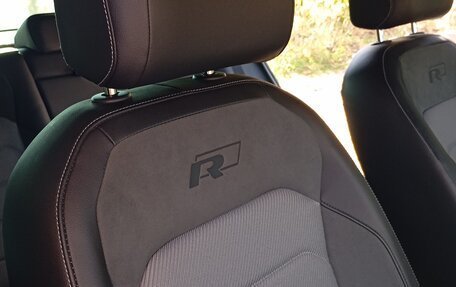 Volkswagen Tiguan II, 2020 год, 3 400 000 рублей, 11 фотография