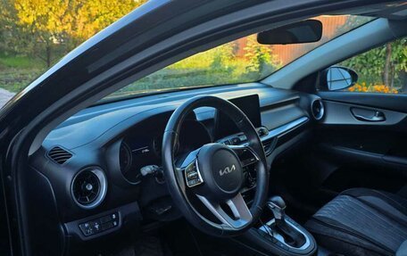 KIA Cerato IV, 2022 год, 2 470 000 рублей, 9 фотография