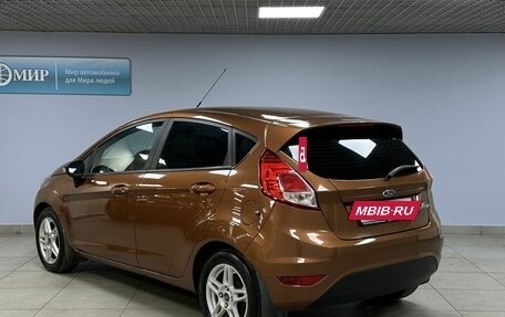 Ford Fiesta, 2015 год, 850 000 рублей, 7 фотография