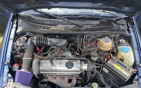 Volkswagen Polo III рестайлинг, 1996 год, 115 999 рублей, 8 фотография