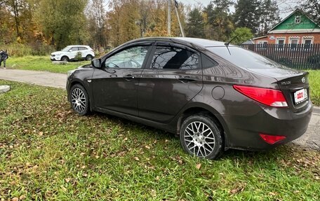 Hyundai Solaris II рестайлинг, 2015 год, 890 000 рублей, 4 фотография