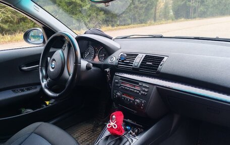 BMW 1 серия, 2006 год, 650 000 рублей, 8 фотография