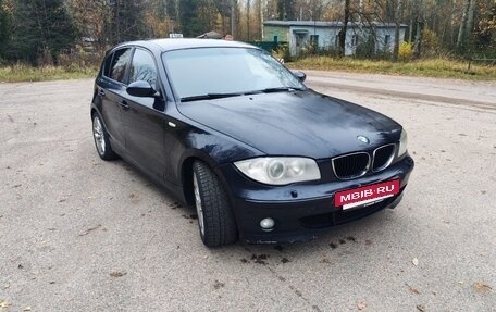 BMW 1 серия, 2006 год, 650 000 рублей, 3 фотография
