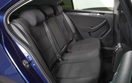 Volkswagen Jetta VI, 2011 год, 999 000 рублей, 7 фотография
