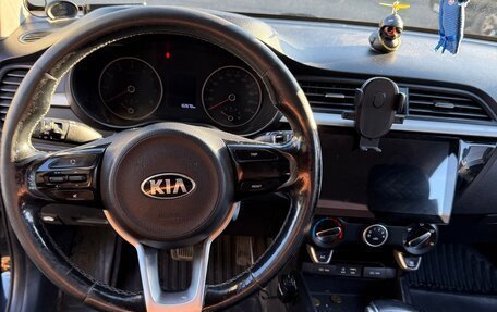KIA Rio IV, 2018 год, 1 050 000 рублей, 8 фотография