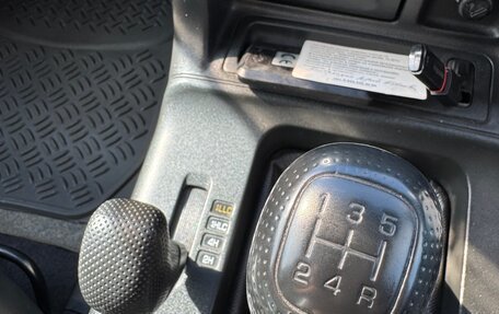 Mitsubishi Pajero III рестайлинг, 2005 год, 1 500 000 рублей, 14 фотография