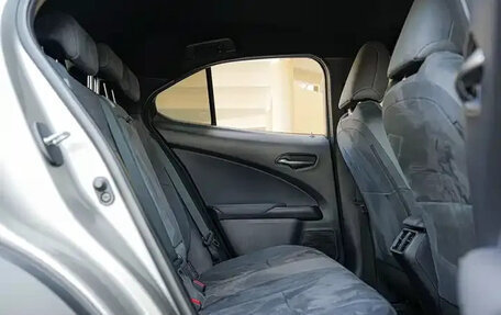 Lexus UX I, 2022 год, 2 950 077 рублей, 13 фотография