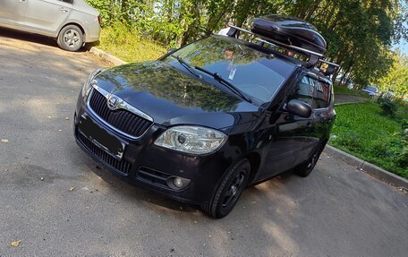 Skoda Fabia II, 2008 год, 279 000 рублей, 2 фотография