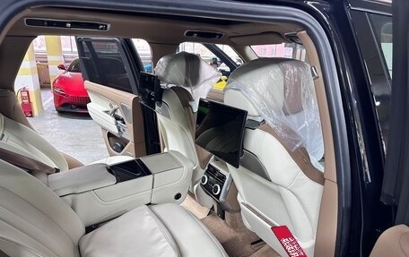 Land Rover Range Rover IV рестайлинг, 2024 год, 29 990 000 рублей, 9 фотография