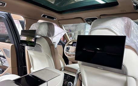 Land Rover Range Rover IV рестайлинг, 2024 год, 29 990 000 рублей, 15 фотография