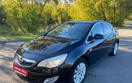 Opel Astra J, 2012 год, 550 000 рублей, 2 фотография