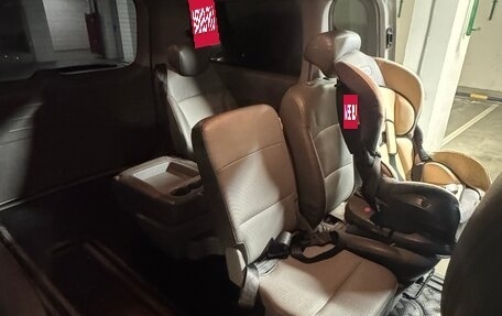 Hyundai Grand Starex Grand Starex I рестайлинг 2, 2012 год, 1 300 000 рублей, 10 фотография