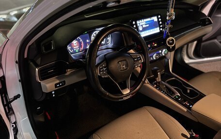 Honda Accord IX рестайлинг, 2021 год, 2 550 000 рублей, 10 фотография