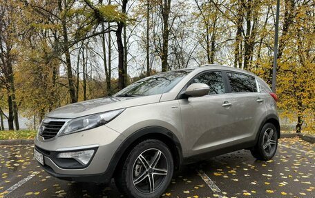 KIA Sportage III, 2011 год, 999 999 рублей, 3 фотография