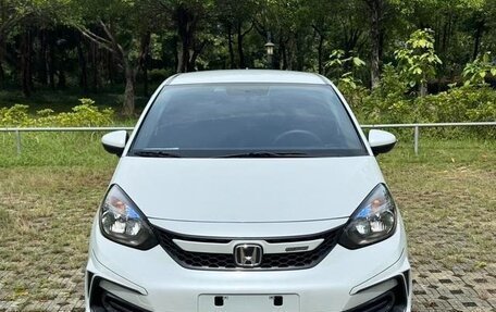 Honda Fit, 2022 год, 1 450 000 рублей, 2 фотография