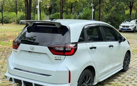 Honda Fit, 2022 год, 1 450 000 рублей, 6 фотография