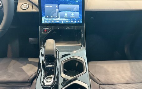 Geely Atlas, 2024 год, 3 817 190 рублей, 9 фотография