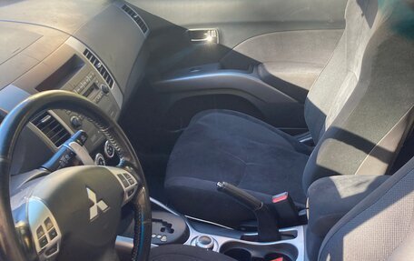 Mitsubishi Outlander III рестайлинг 3, 2008 год, 730 000 рублей, 6 фотография