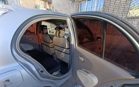 Nissan March III, 2004 год, 230 000 рублей, 11 фотография