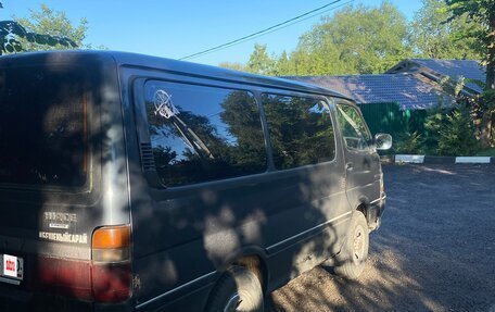 Toyota HiAce H100, 1993 год, 420 000 рублей, 4 фотография