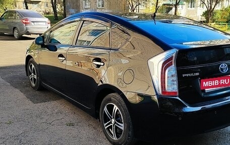 Toyota Prius, 2014 год, 1 100 000 рублей, 3 фотография