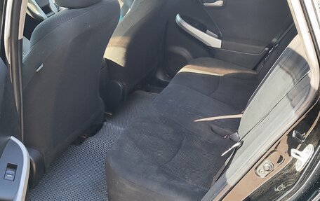 Toyota Prius, 2014 год, 1 100 000 рублей, 12 фотография