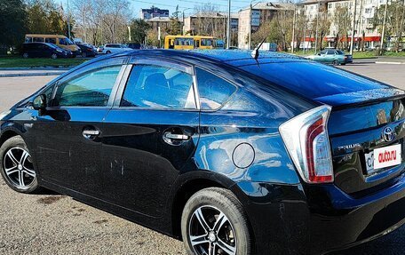 Toyota Prius, 2014 год, 1 100 000 рублей, 10 фотография
