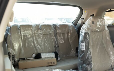 KIA Carnival, 2025 год, 6 500 000 рублей, 24 фотография