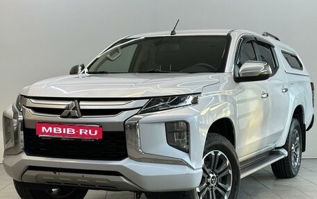 Mitsubishi L200 IV рестайлинг, 2020 год, 2 600 000 рублей, 1 фотография