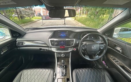 Honda Accord IX рестайлинг, 2015 год, 1 849 000 рублей, 14 фотография