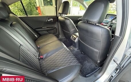 Honda Accord IX рестайлинг, 2015 год, 1 849 000 рублей, 16 фотография