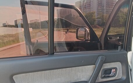 Mitsubishi Pajero III рестайлинг, 1996 год, 1 400 000 рублей, 23 фотография