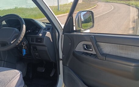 Mitsubishi Pajero III рестайлинг, 1996 год, 1 400 000 рублей, 10 фотография